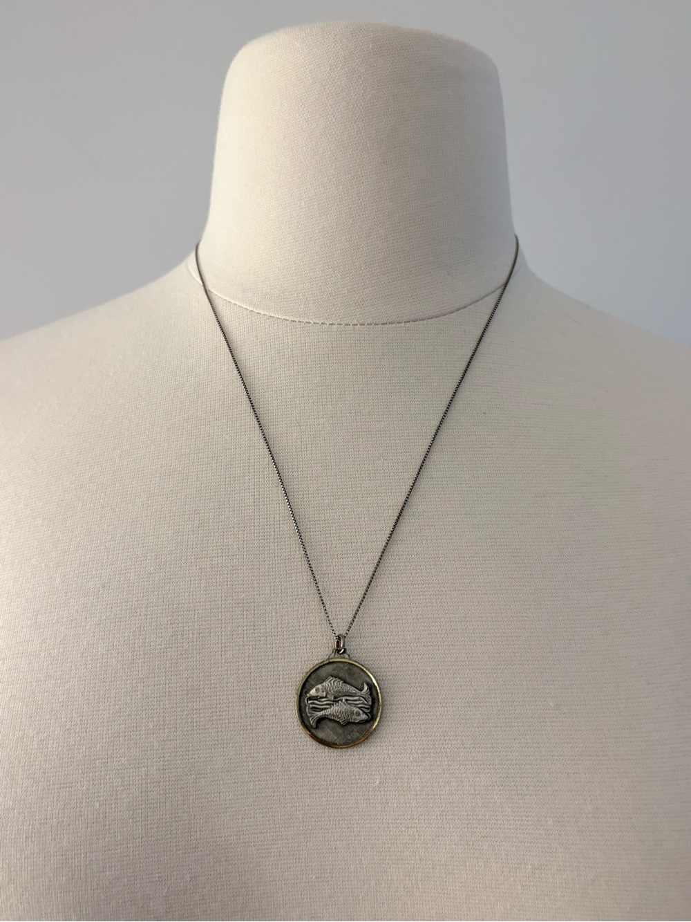 70s Pisces zodiac charm/pendant